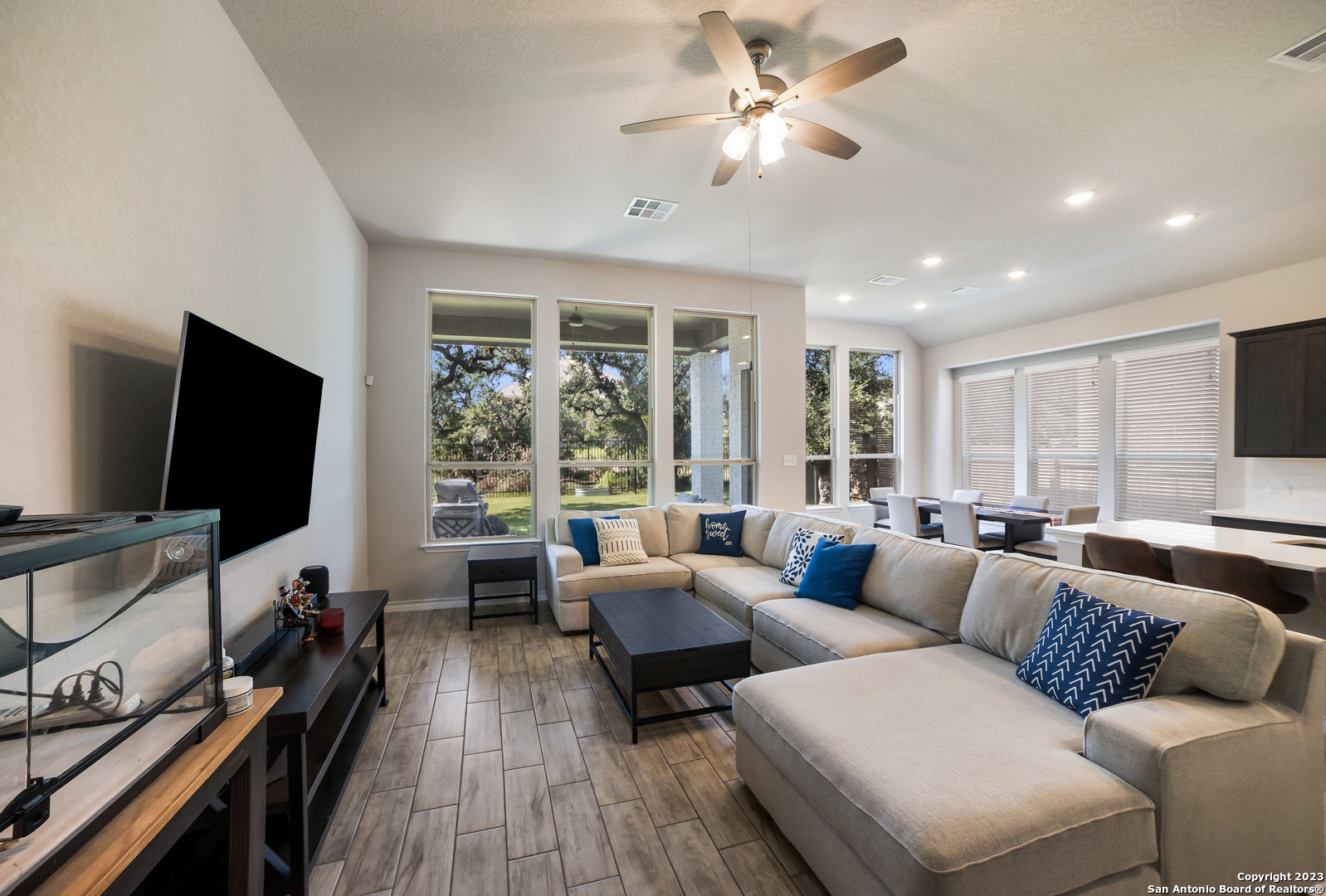 3138 Stokesay Park Bulverde TX 78163