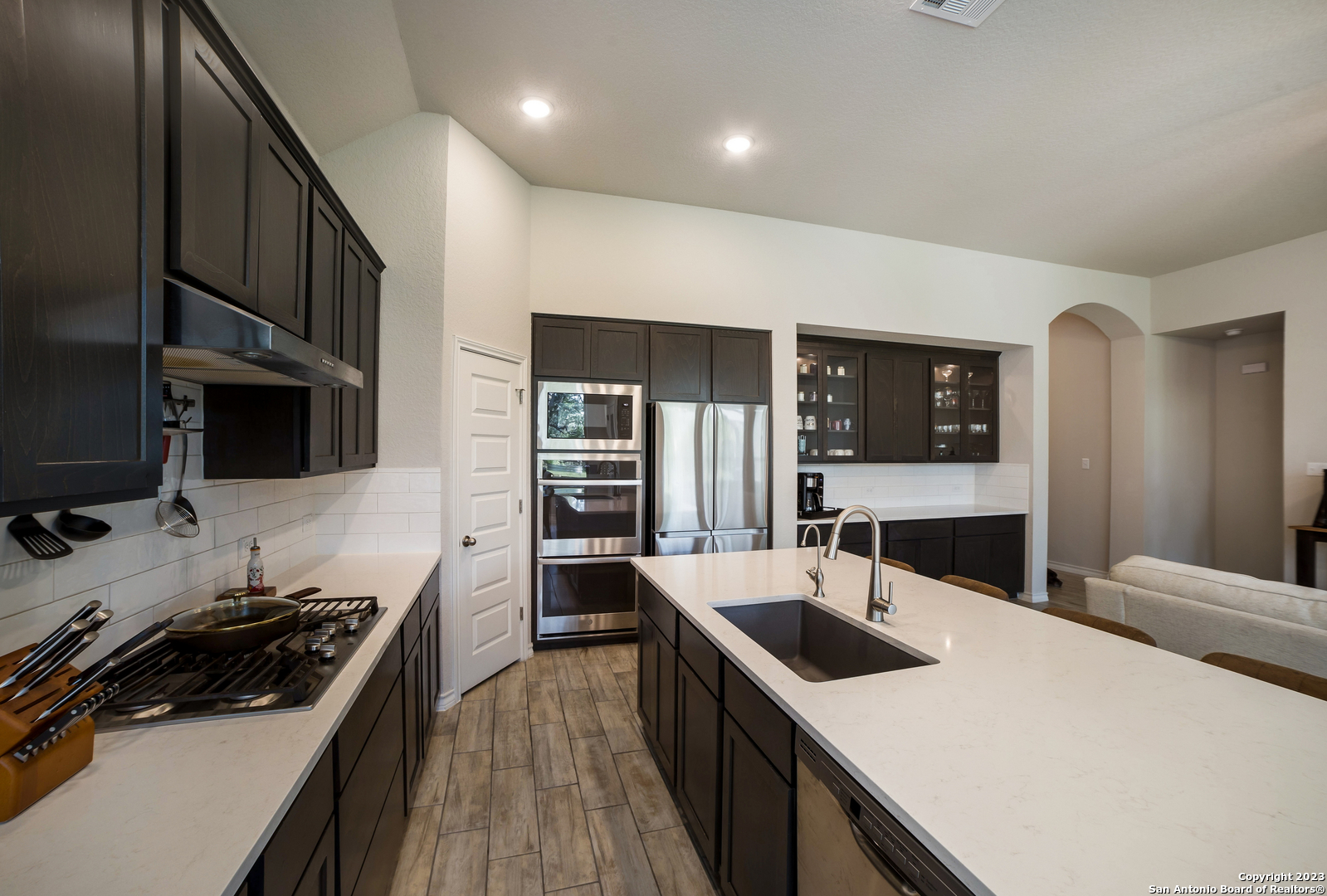 3138 Stokesay Park Bulverde TX 78163