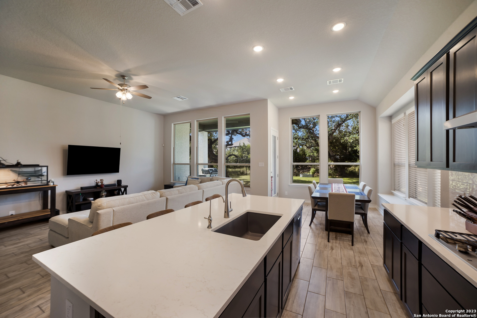 3138 Stokesay Park Bulverde TX 78163
