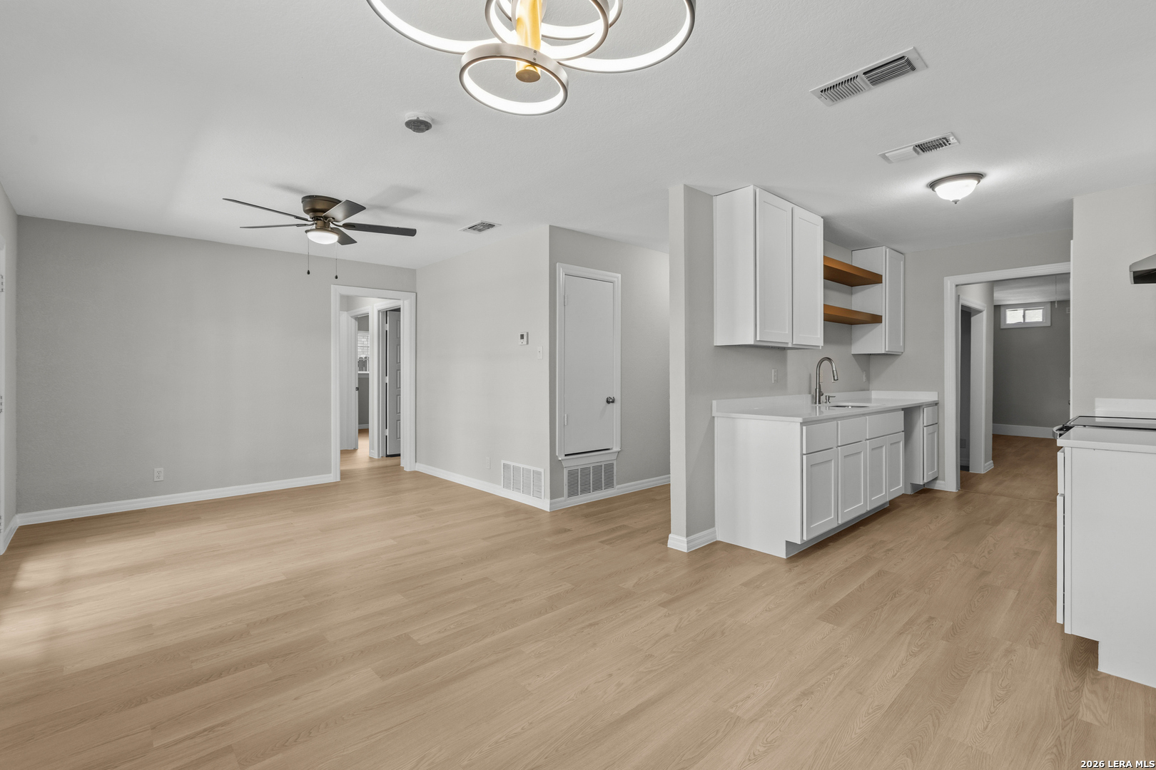 7423 Meadow Hill San Antonio TX 78251