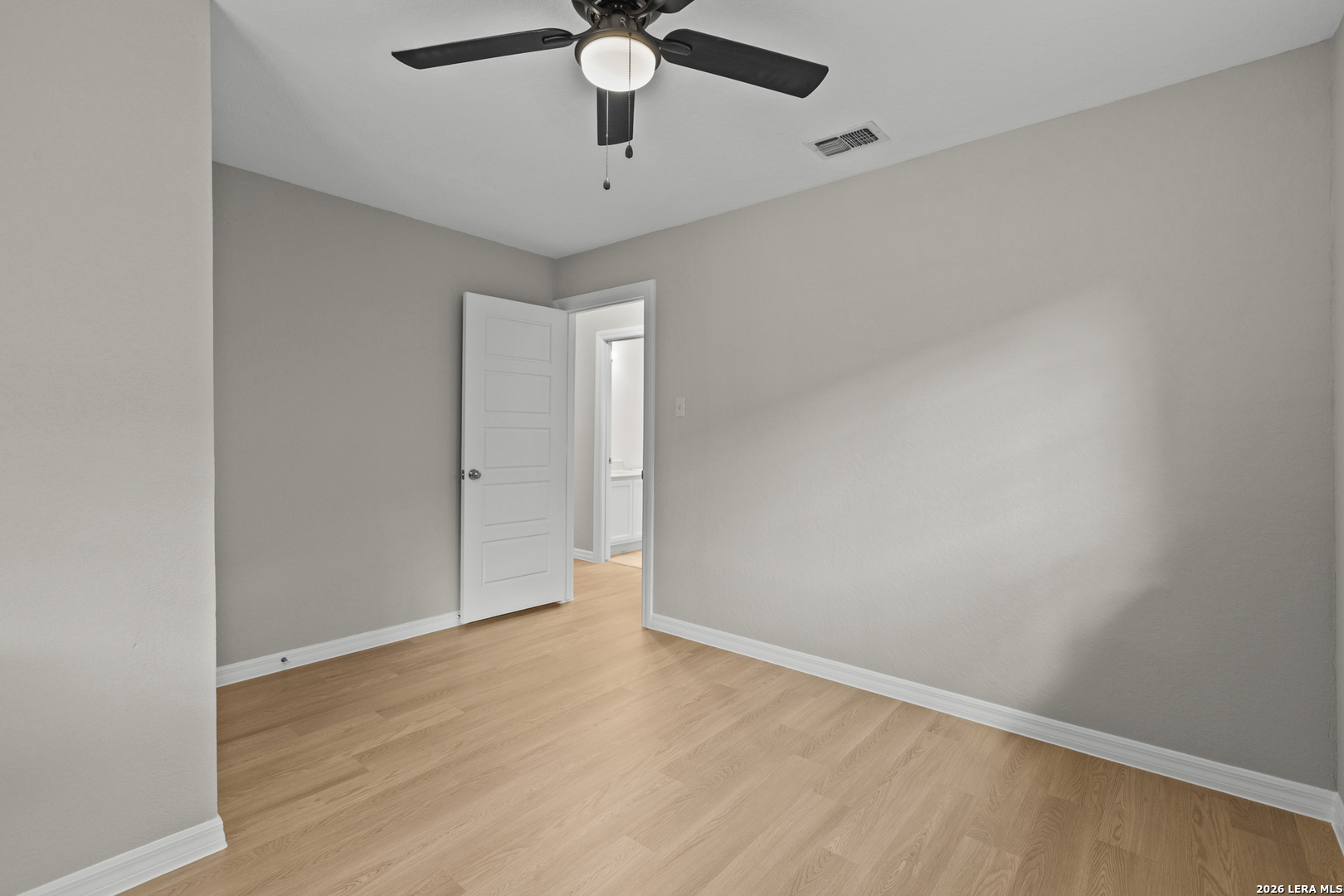 7423 Meadow Hill San Antonio TX 78251