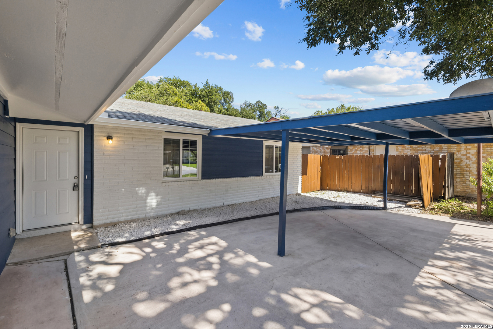 7423 Meadow Hill San Antonio TX 78251