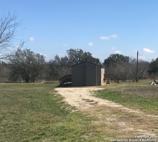 151 County Road 4637 Hondo TX 78861