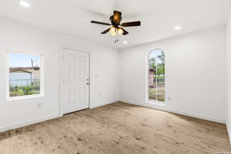 110 Nellina Street San Antonio TX 78220