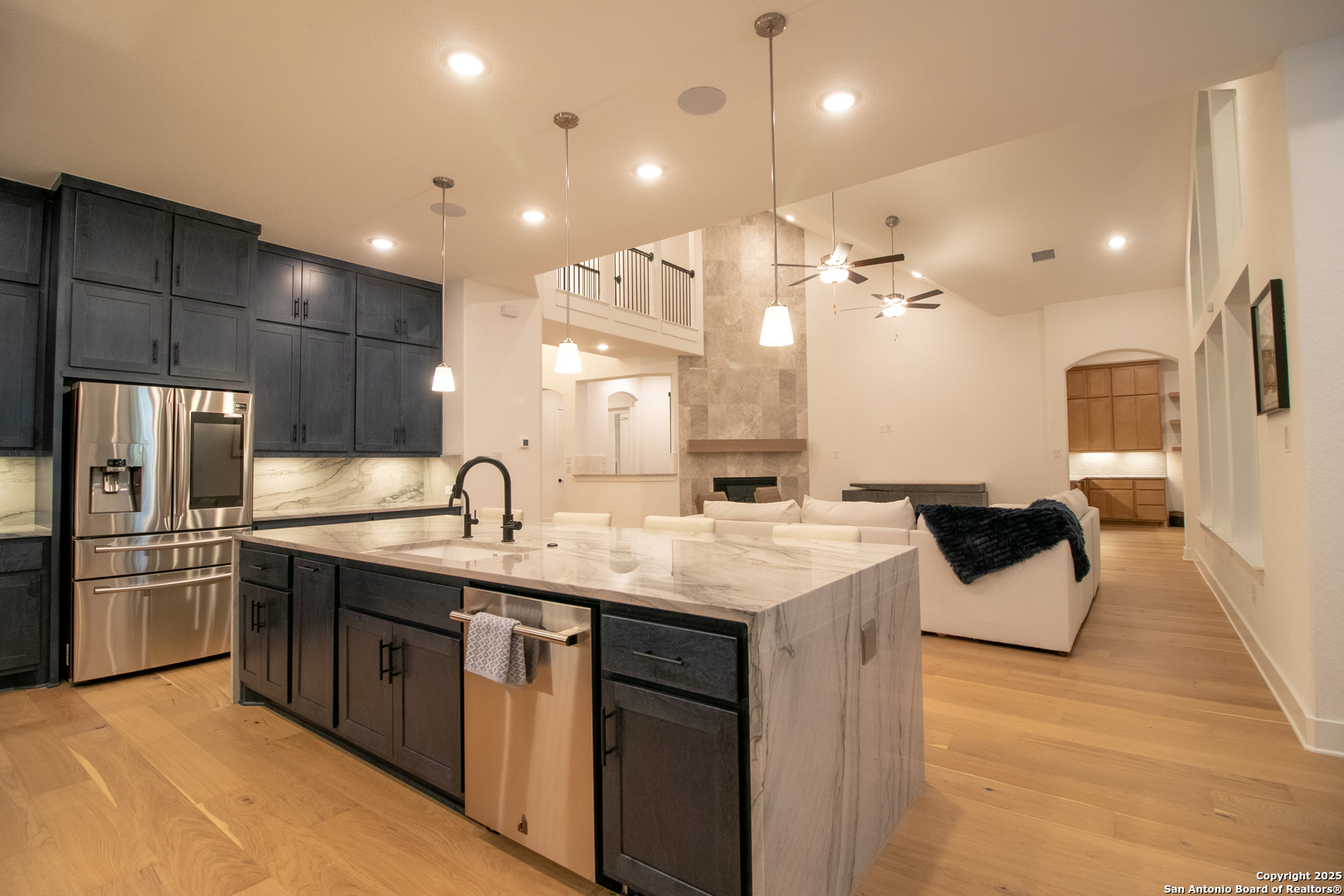 7302 Cresta Bulivar San Antonio TX 78256