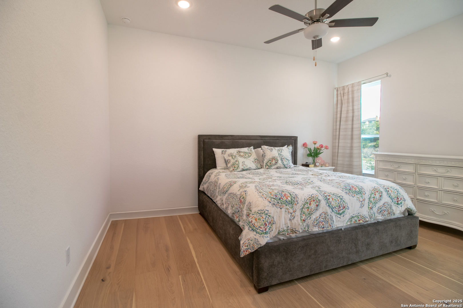 7302 Cresta Bulivar San Antonio TX 78256