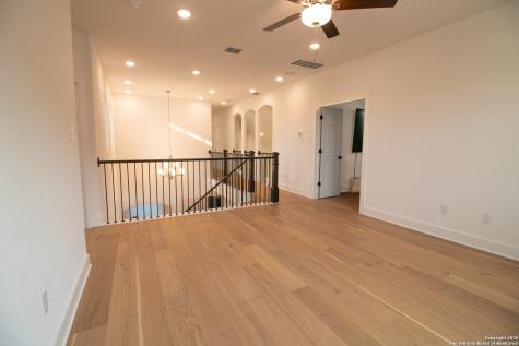 7302 Cresta Bulivar San Antonio TX 78256