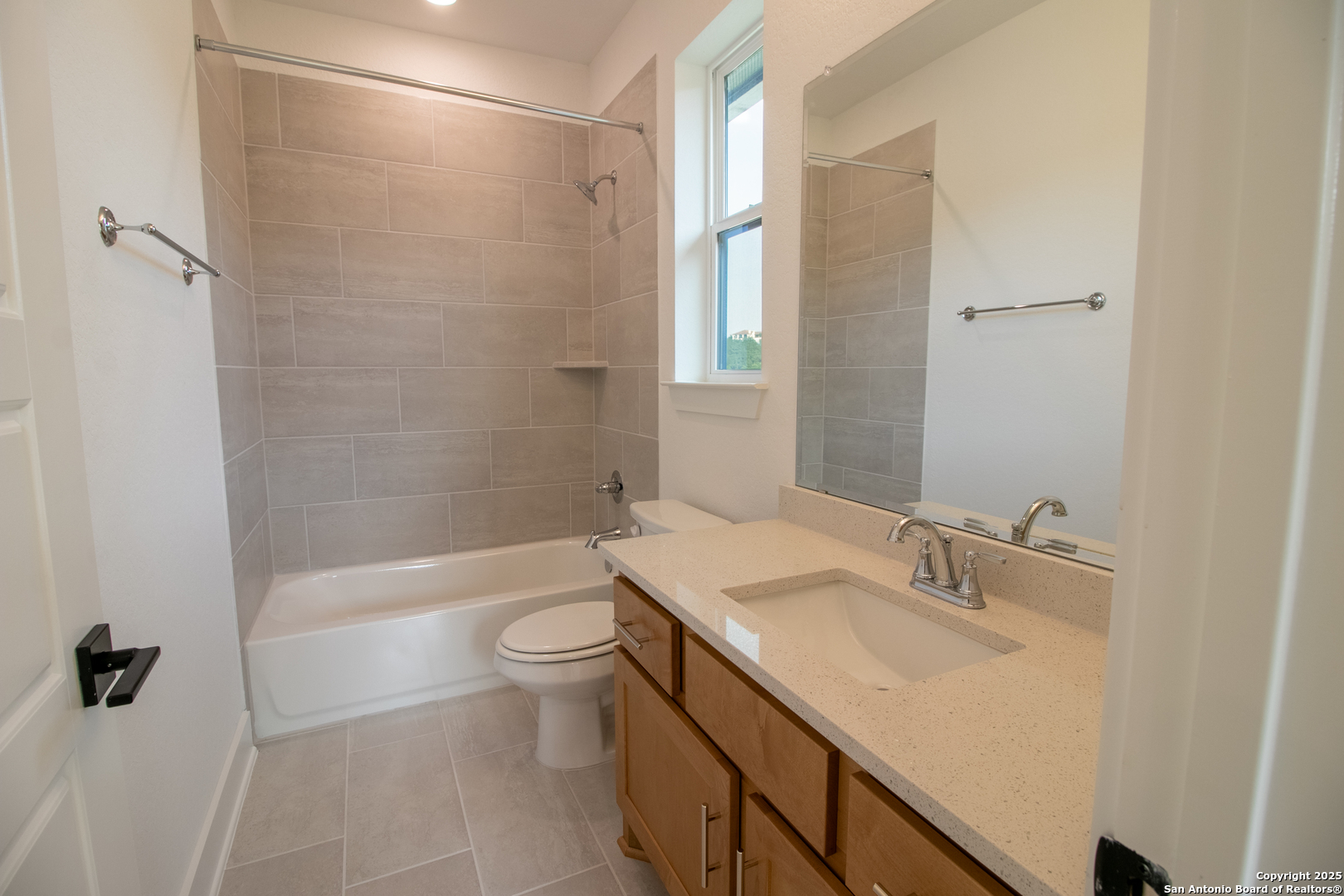 7302 Cresta Bulivar San Antonio TX 78256