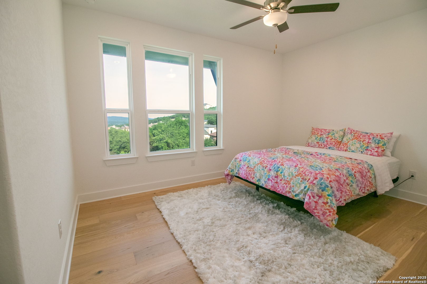 7302 Cresta Bulivar San Antonio TX 78256