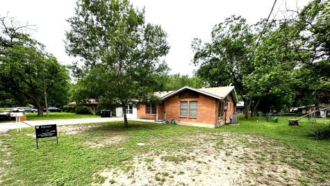 809 Florence Street Castroville TX 78009