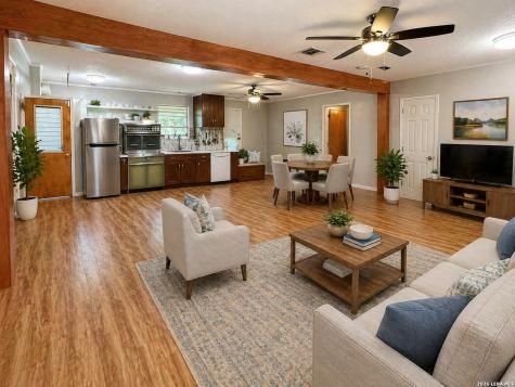 809 Florence Street Castroville TX 78009
