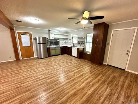 809 Florence Street Castroville TX 78009