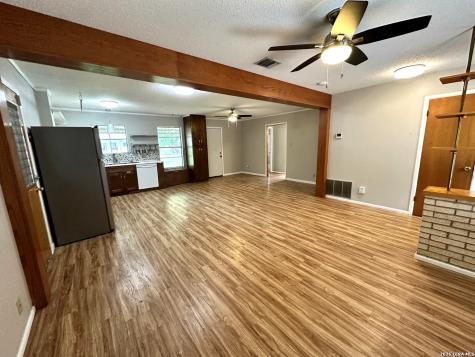 809 Florence Street Castroville TX 78009