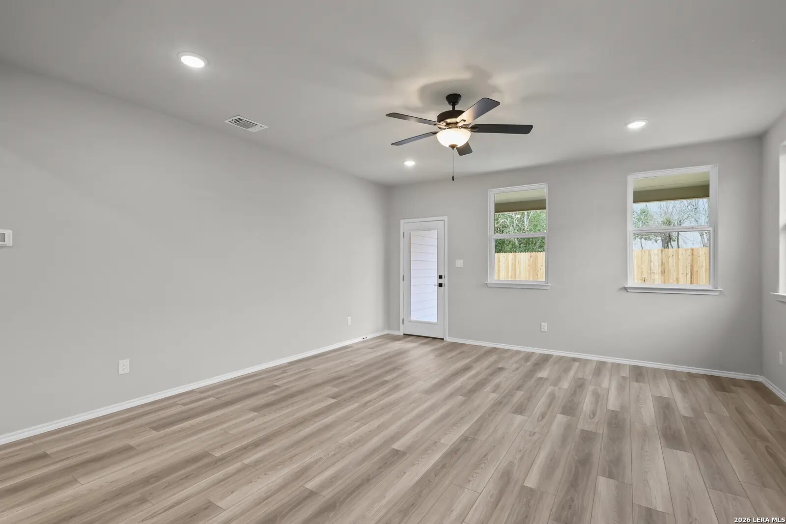 6618 Comanche Valley San Antonio TX 78247
