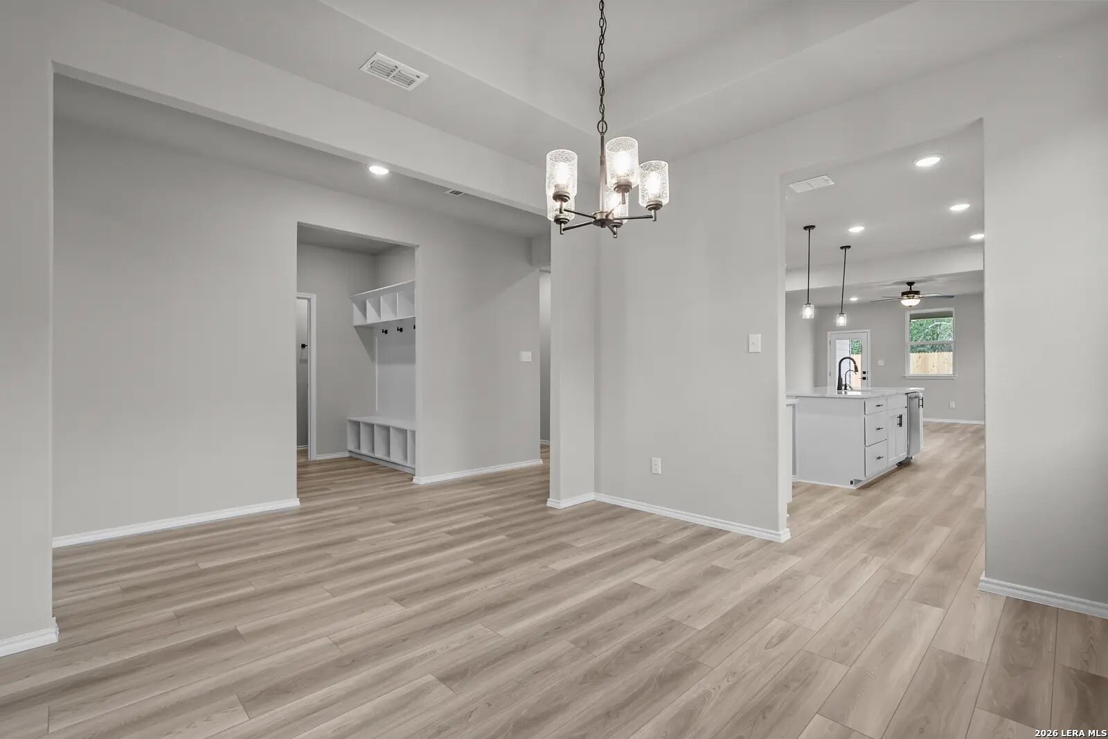 6618 Comanche Valley San Antonio TX 78247