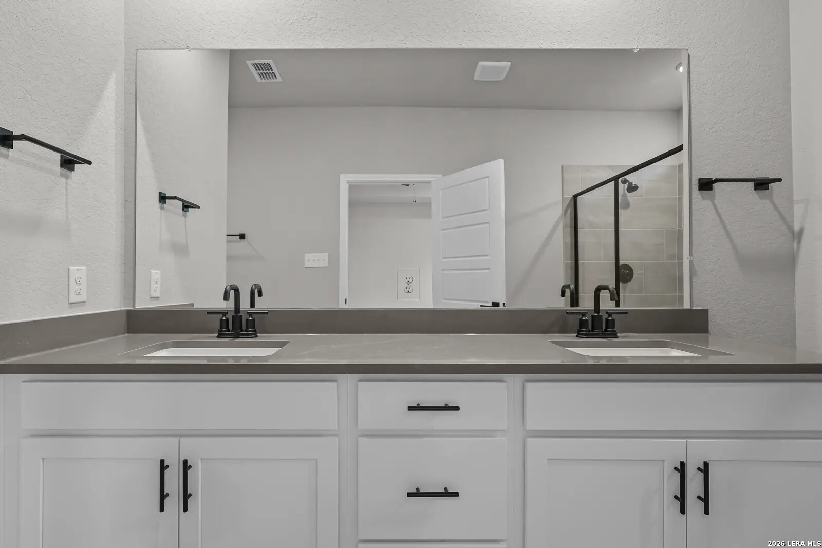 6618 Comanche Valley San Antonio TX 78247