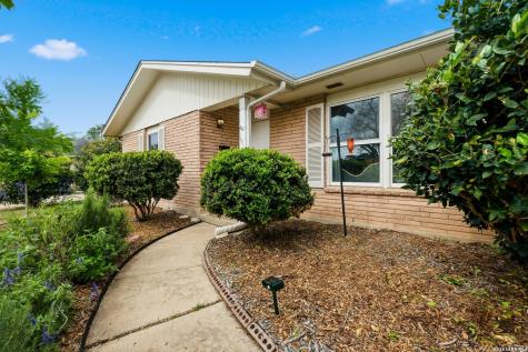1911 Dellhaven Drive San Antonio TX 78220