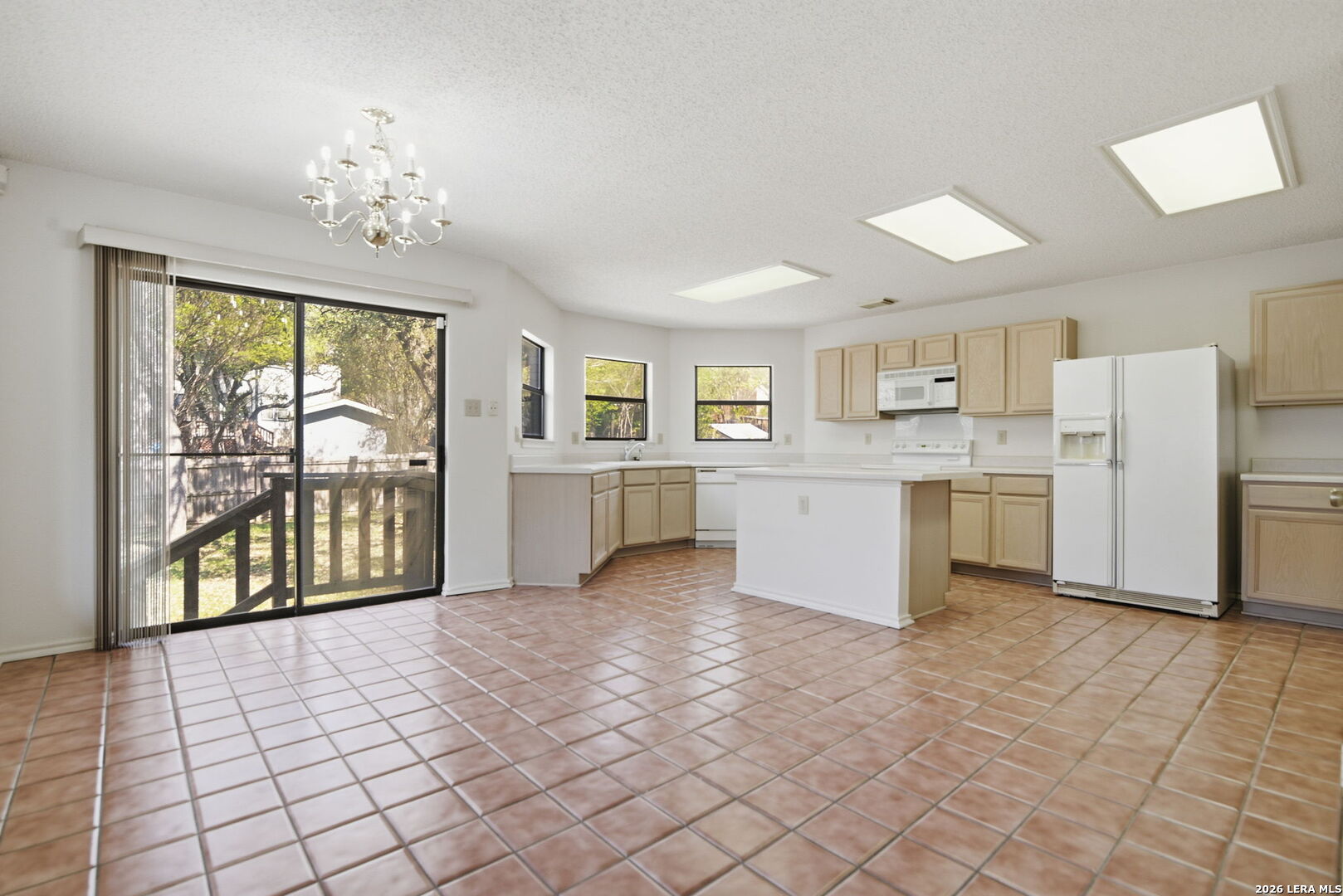 15824 Lomita Springs San Antonio TX 78247
