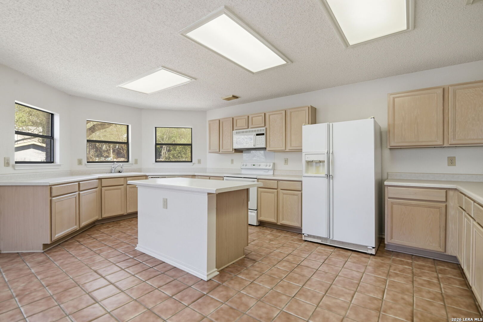15824 Lomita Springs San Antonio TX 78247