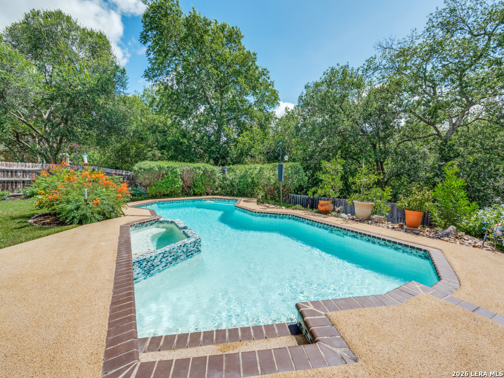 2255 Encino Loop San Antonio TX 78259