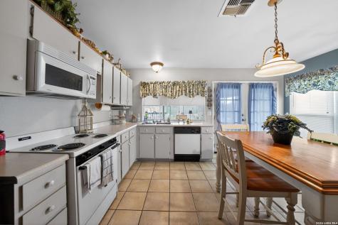 7623 Glen Mont San Antonio TX 78239