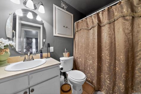 7623 Glen Mont San Antonio TX 78239