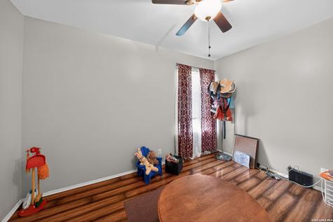 7623 Glen Mont San Antonio TX 78239