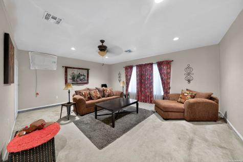 7623 Glen Mont San Antonio TX 78239