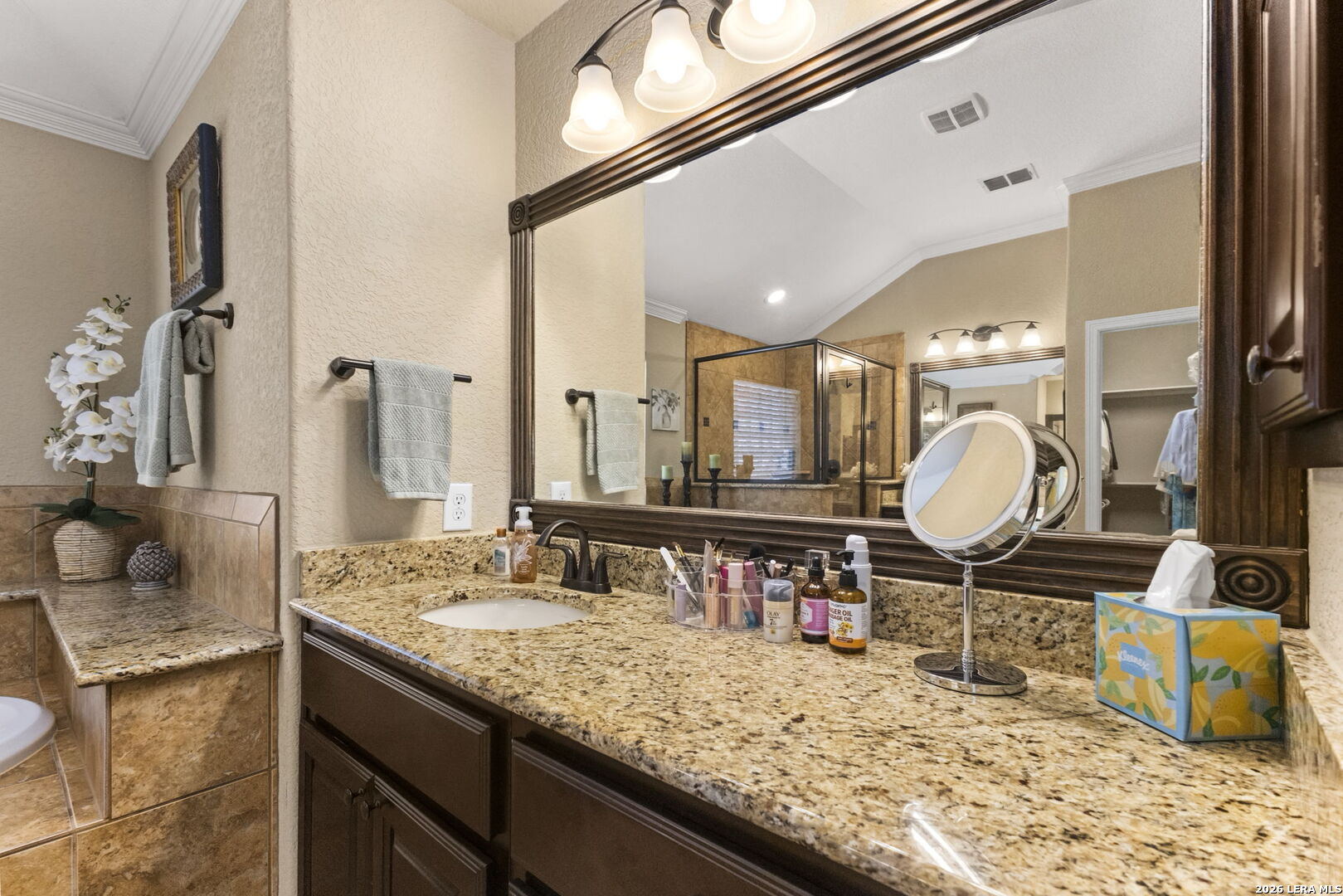 30210 Setterfeld Fair Oaks Ranch TX 78015