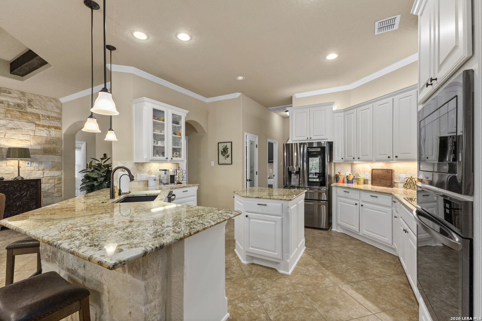 30210 Setterfeld Fair Oaks Ranch TX 78015