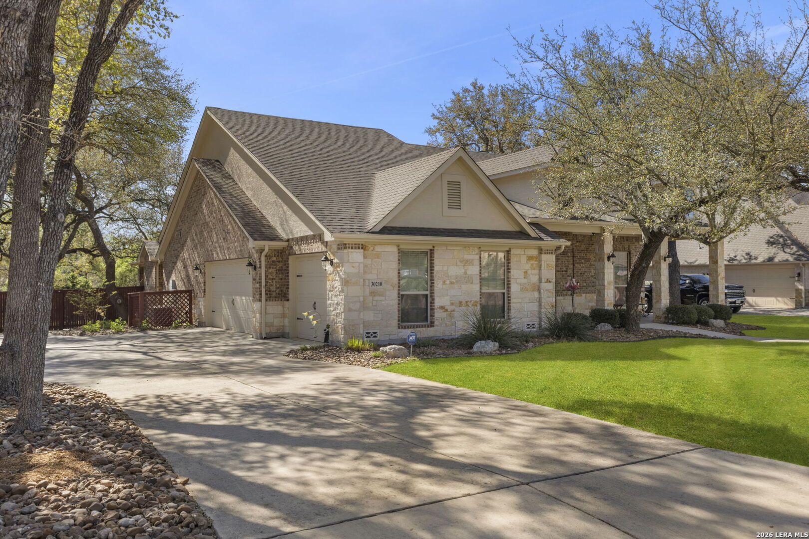 30210 Setterfeld Fair Oaks Ranch TX 78015