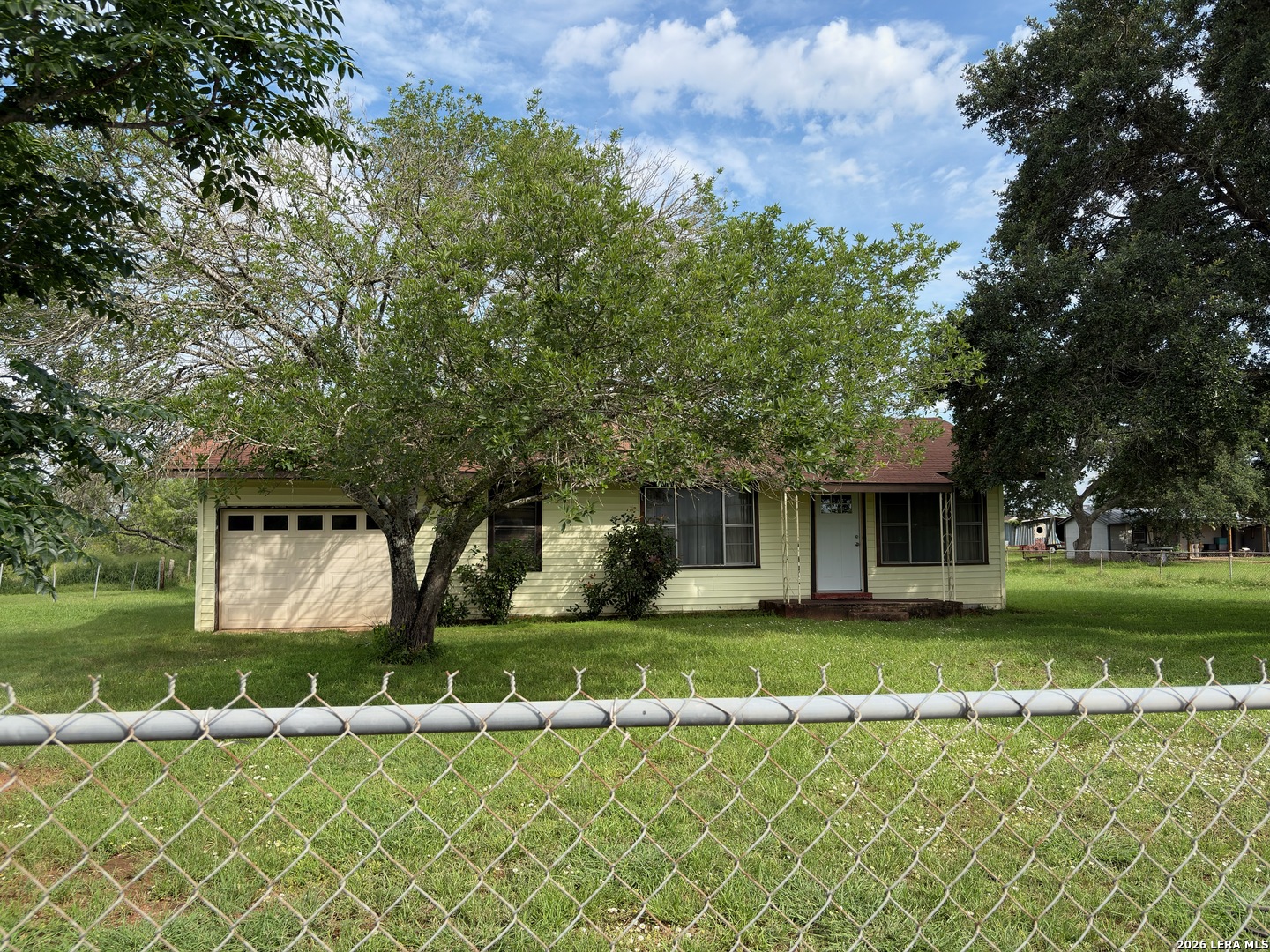 1920 Sutherland Springs Road Floresville TX 78114
