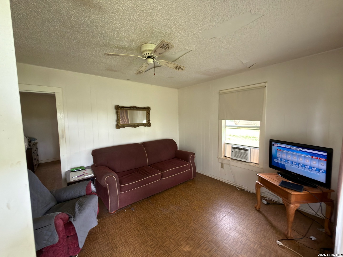 1920 Sutherland Springs Road Floresville TX 78114