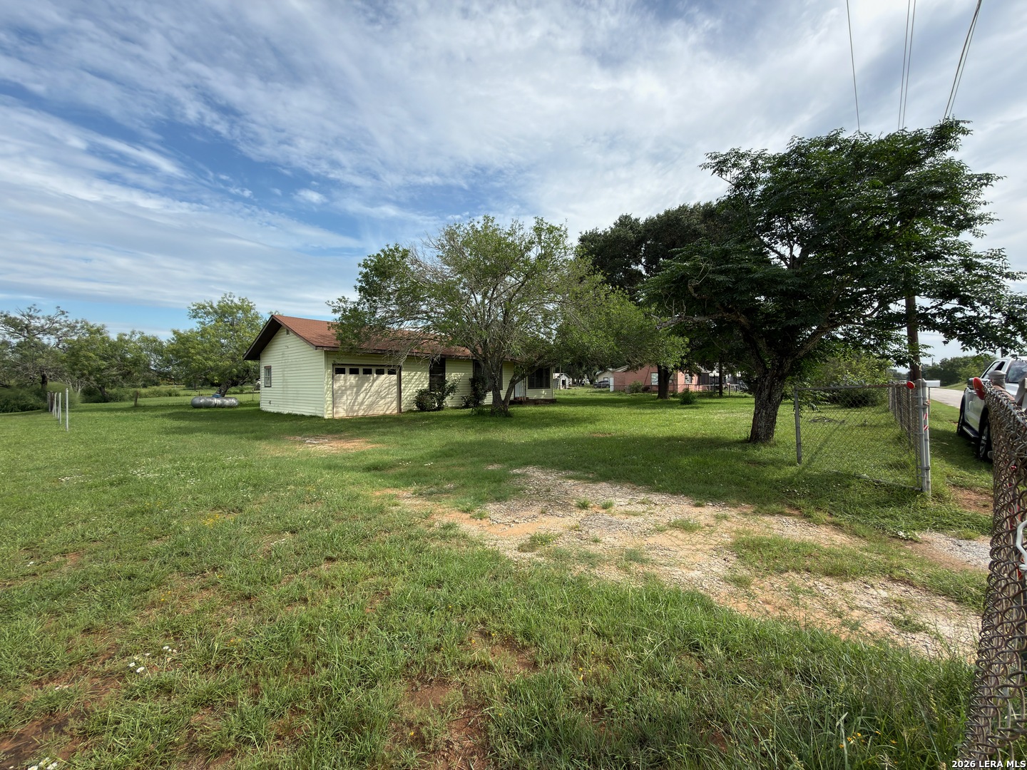 1920 Sutherland Springs Road Floresville TX 78114