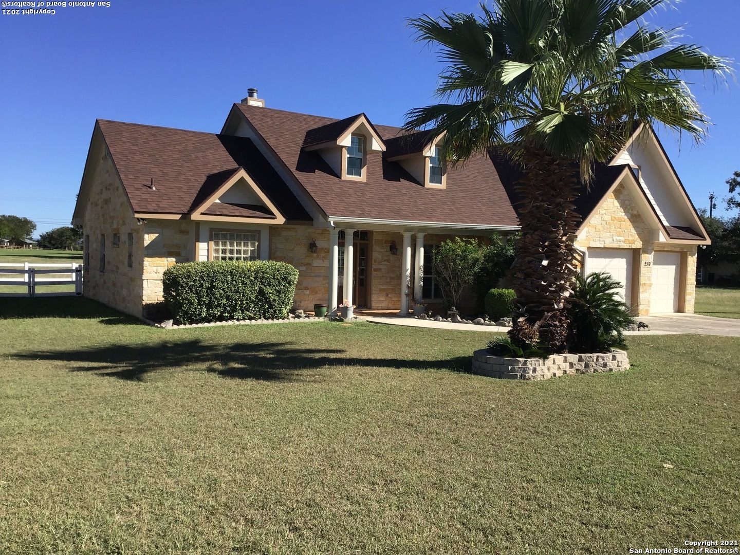 259 Valley Oak Drive Bandera TX 78003