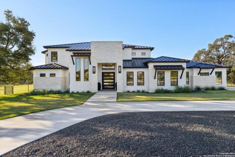 583 Curvatura New Braunfels TX 78132
