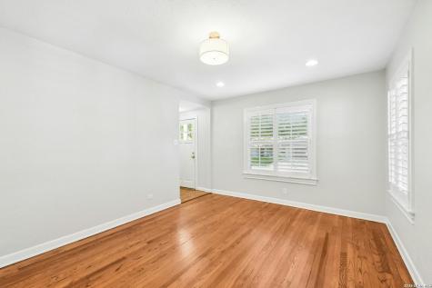 265 E Oakview Place Alamo Heights TX 78209