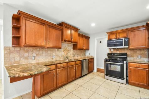 265 E Oakview Place Alamo Heights TX 78209