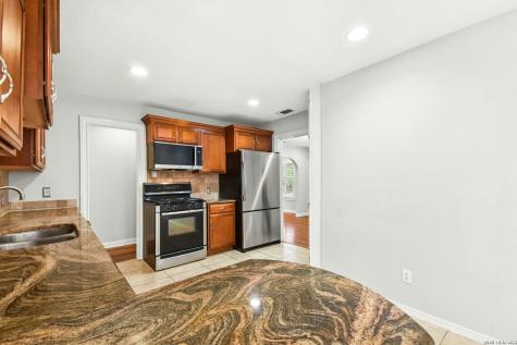 265 E Oakview Place Alamo Heights TX 78209