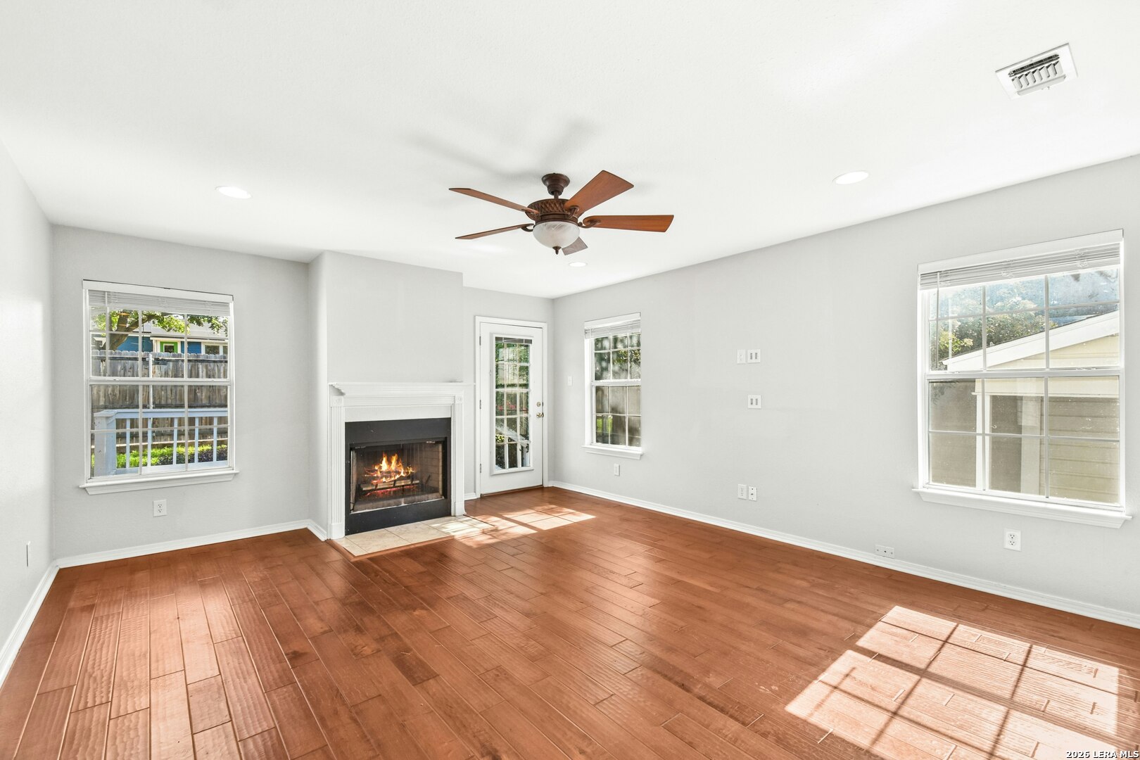 265 E Oakview Place Alamo Heights TX 78209