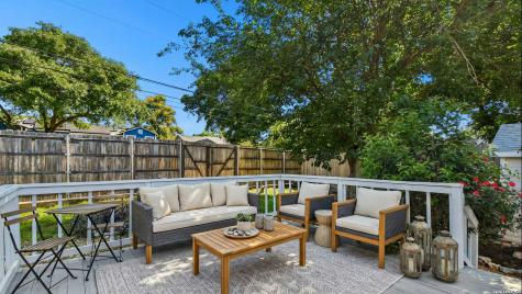 265 E Oakview Place Alamo Heights TX 78209