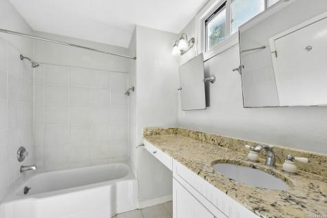 265 E Oakview Place Alamo Heights TX 78209