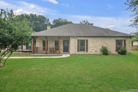 1331 Hunters Court Seguin TX 78155