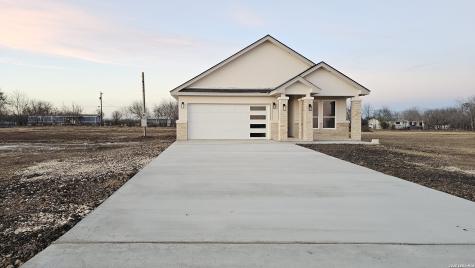 12611 Toro Drive Atascosa TX 78002
