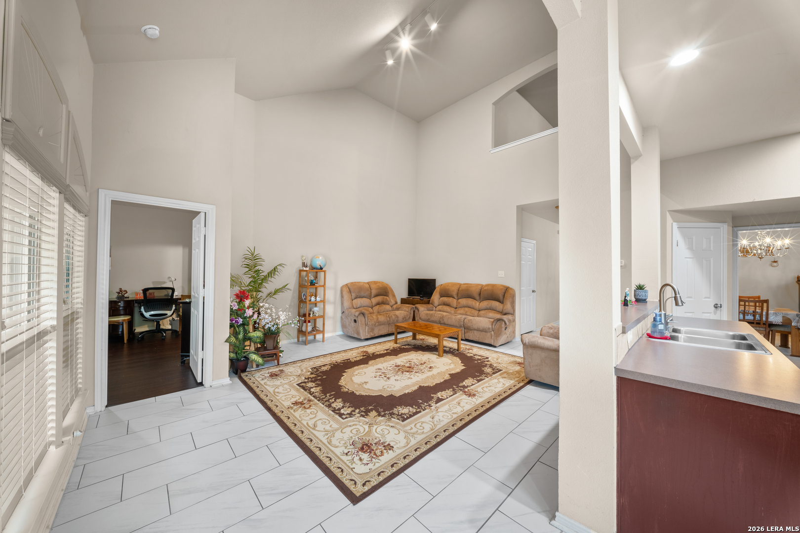 8735 N Sarasota Woods San Antonio TX 78250