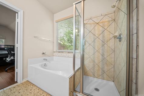 8735 N Sarasota Woods San Antonio TX 78250