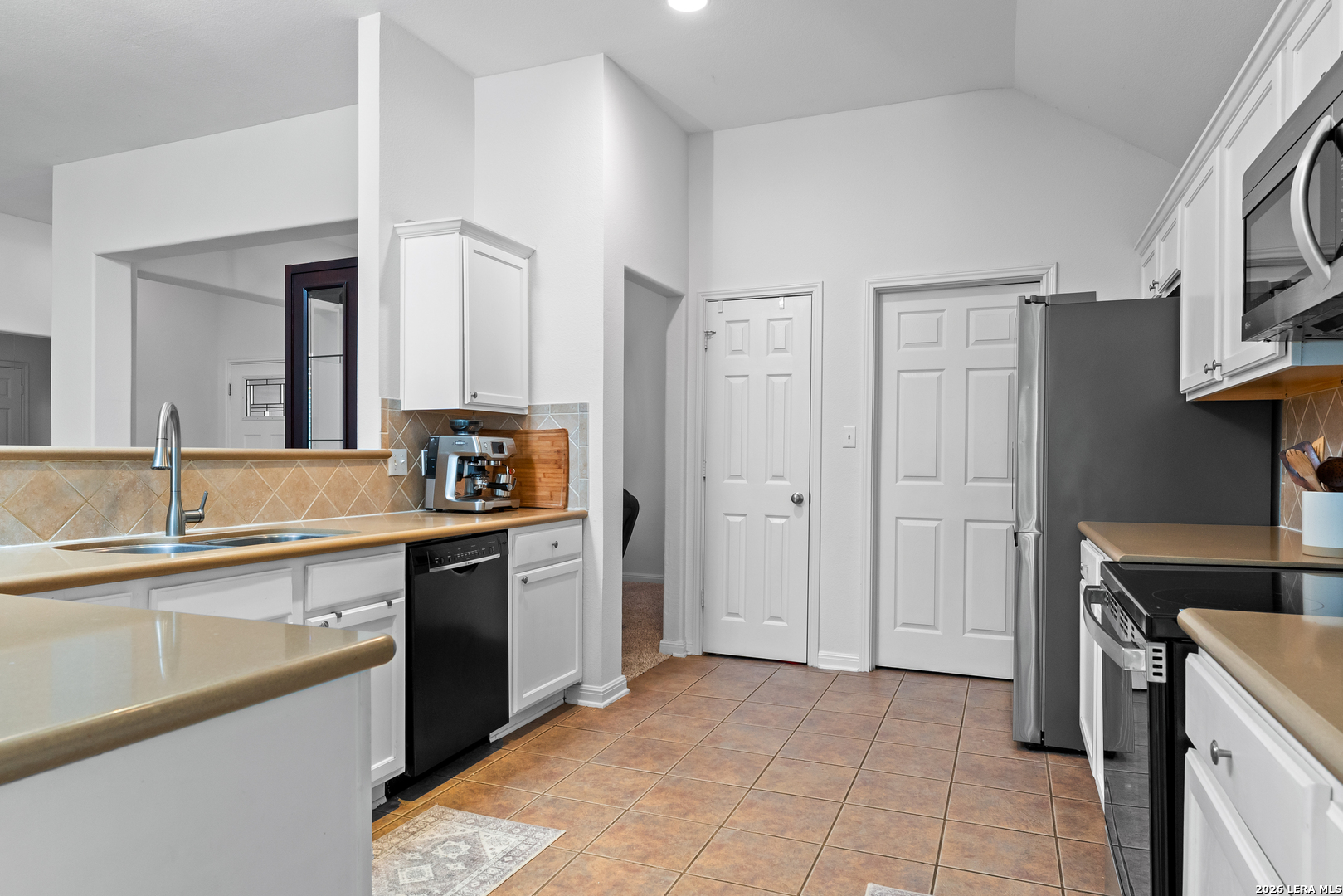 430 Mesa Loop San Antonio TX 78258