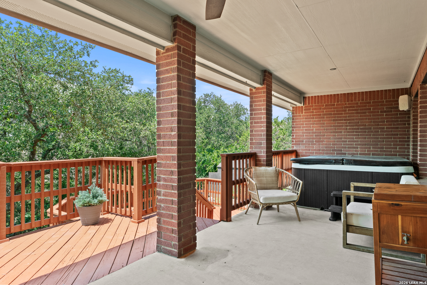 430 Mesa Loop San Antonio TX 78258