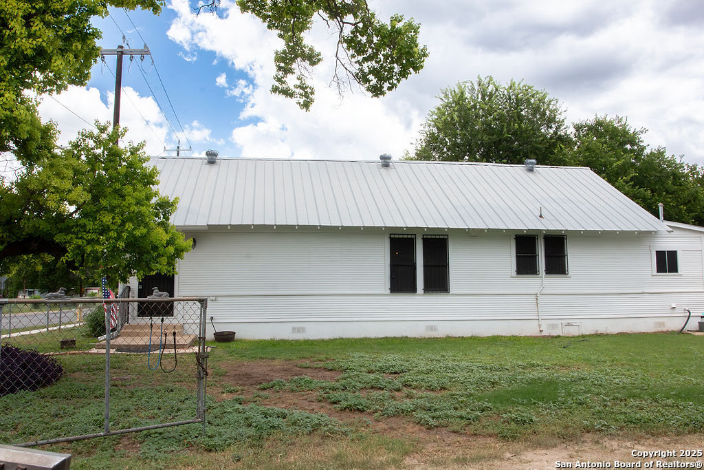 3438 Weir San Antonio TX 78226
