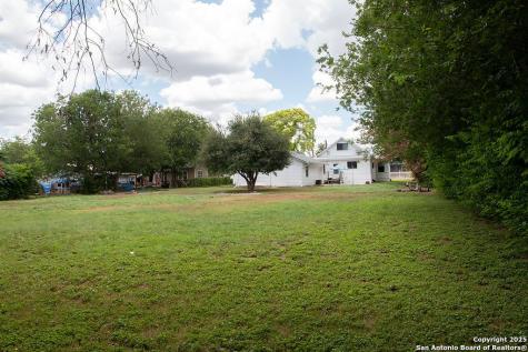 3438 Weir San Antonio TX 78226